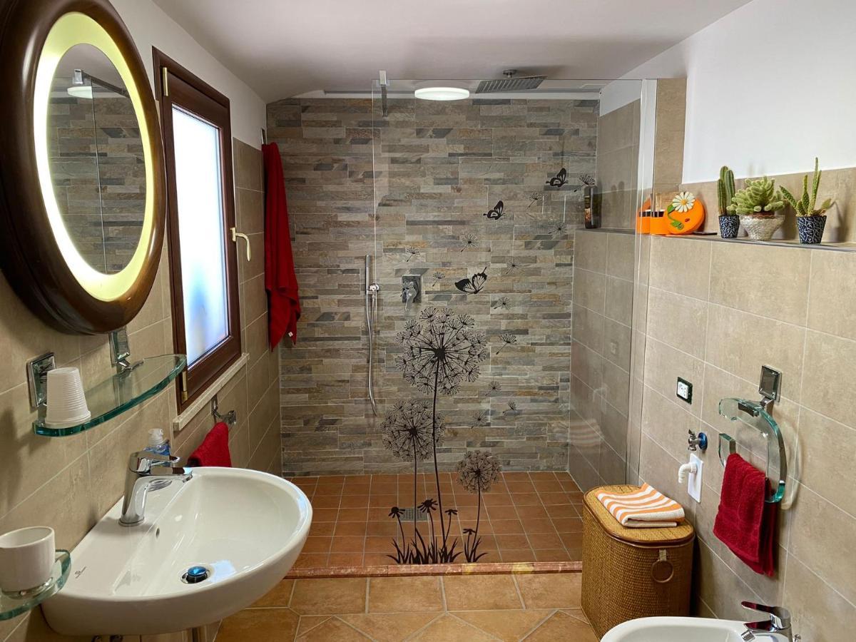 Alloggio A Via Impero Apartment Lenola ภายนอก รูปภาพ