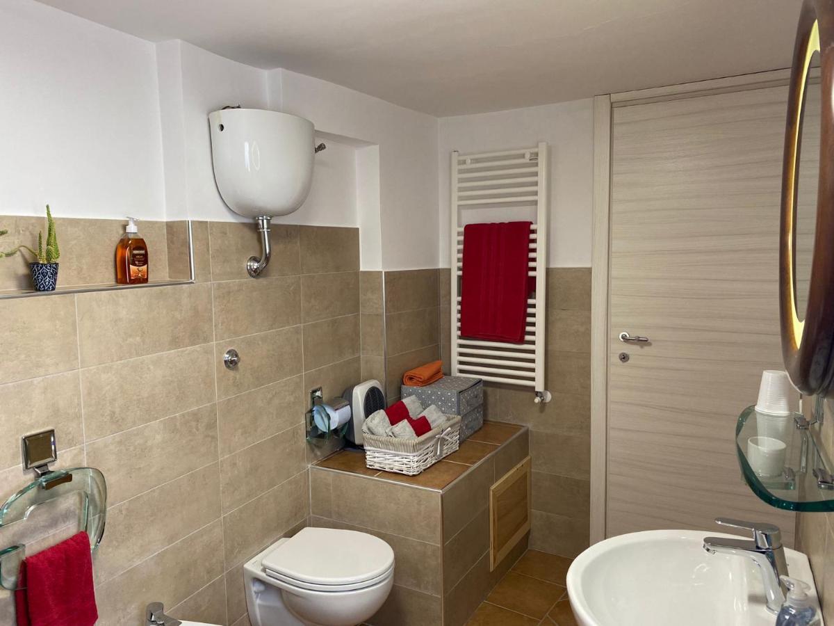 Alloggio A Via Impero Apartment Lenola ภายนอก รูปภาพ